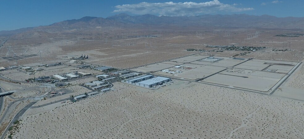 64415 Bubba Kush Ct, North Palm Springs, CA à vendre - Photo de l’immeuble – Image 1 sur 1