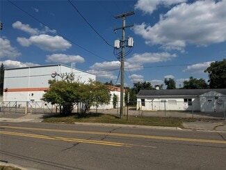 Plus de détails pour 20720 Tuck Rd, Farmington Hills, MI - Industriel/Logistique à vendre