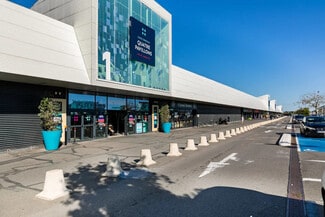 Plus de détails pour 4 Pavillons, Lormont - Local commercial à louer