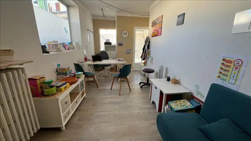 Bureau dans Lormont à vendre - Photo de l’immeuble – Image 3 sur 6