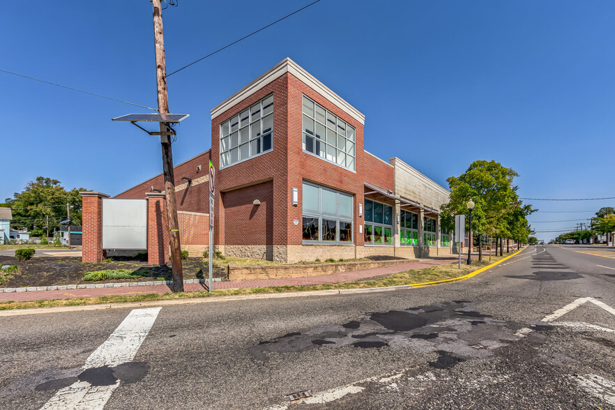 343 S Broad St, Woodbury, NJ à louer - Photo de l’immeuble – Image 2 sur 8