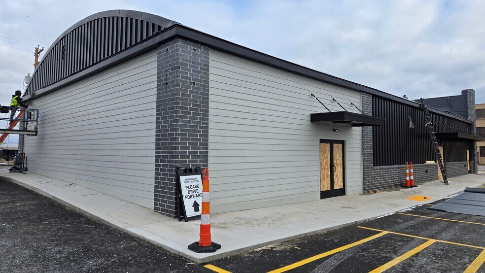 3101 10th St, Menominee, MI à louer - Photo de l’immeuble – Image 2 sur 4
