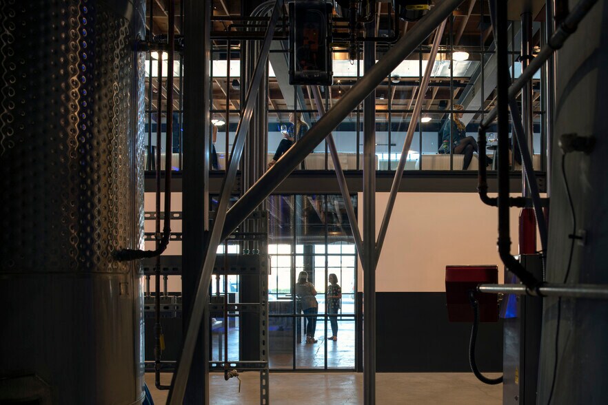 1136 S Albro Pl, Seattle, WA à vendre - Photo de l’immeuble – Image 3 sur 12