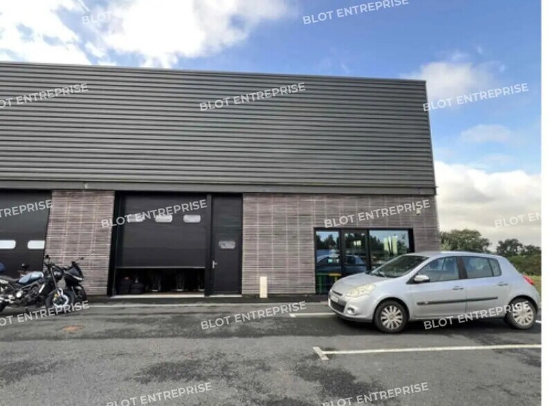 Industriel/Logistique dans Bruz à louer - Photo de l’immeuble – Image 1 sur 6