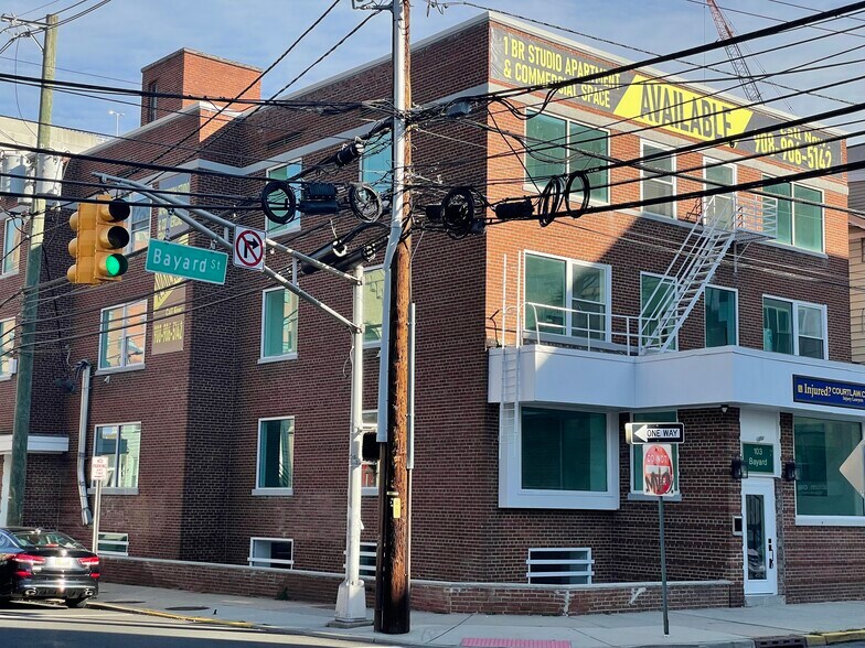 103 Bayard St, New Brunswick, NJ à louer - Photo de l’immeuble – Image 2 sur 5