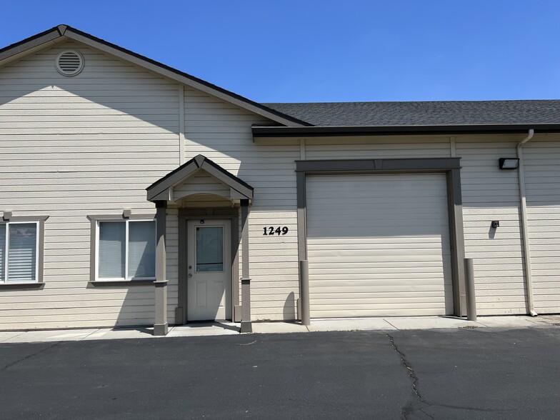 1247 N Midland Blvd, Nampa, ID à louer - Photo de l’immeuble – Image 3 sur 4
