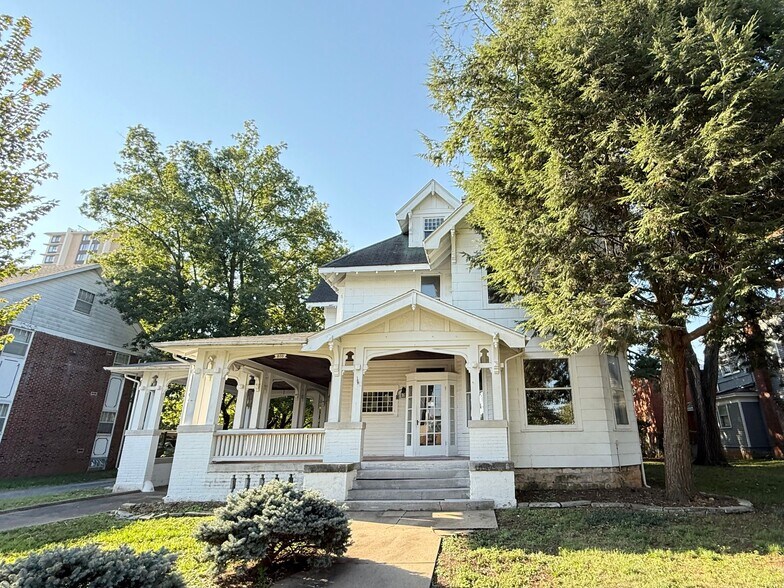 800 E Walnut St, Springfield, MO à vendre - Photo de l’immeuble – Image 2 sur 9