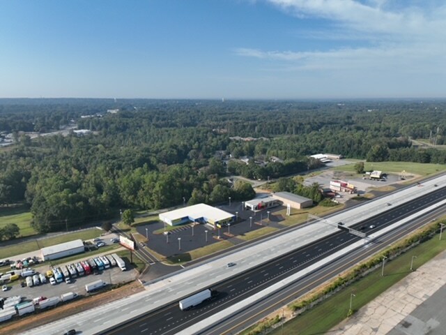 630 Hampshire Dr, Gaffney, SC à vendre - Photo de l’immeuble – Image 3 sur 3