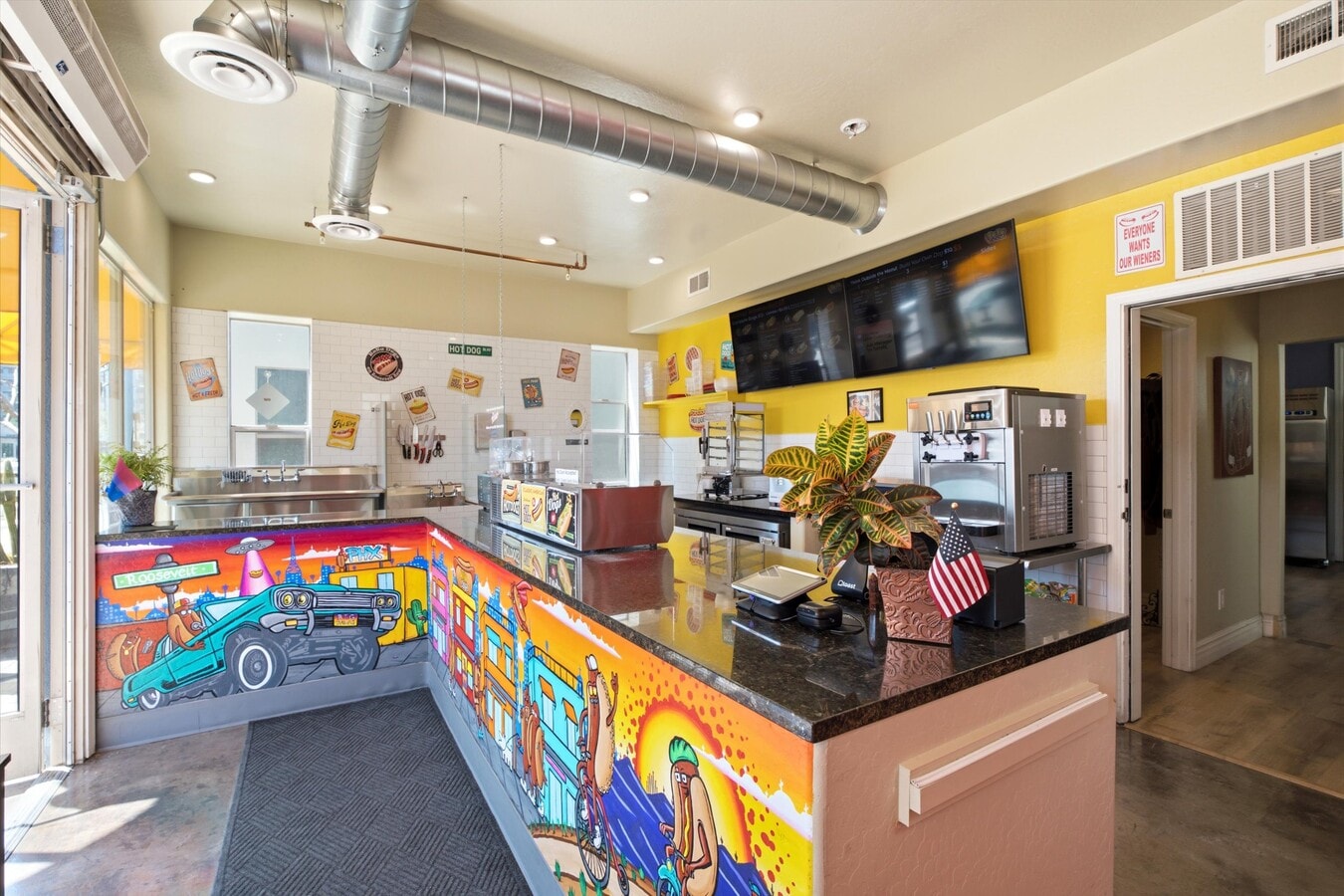 610 E Roosevelt St, Phoenix, AZ 85004 - Lot 140 -  - Photo intérieure - Image 1 of 22