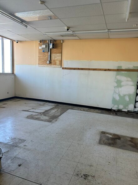 1309 Pine Ave, Niagara Falls, NY à louer - Photo intérieure – Image 2 sur 15