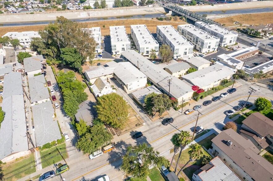 116 N Poplar Ave, Montebello, CA à vendre - Photo de l’immeuble – Image 2 sur 11