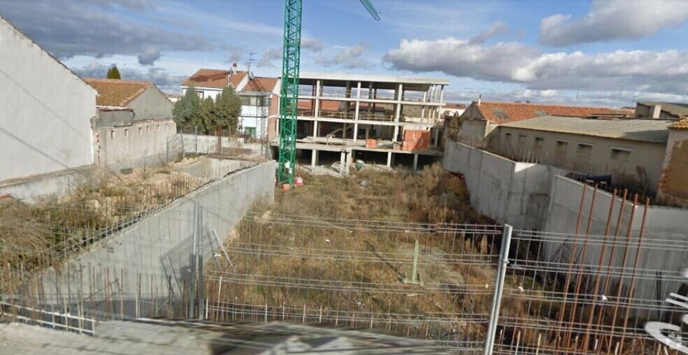 Terrain dans Cantimpalos, Segovia à vendre - Photo de l’immeuble – Image 2 sur 2