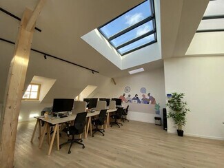 Plus de détails pour Bureau à louer