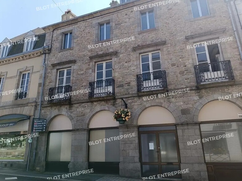 Bureau dans Saint-Pol-de-Léon à vendre - Photo de l’immeuble – Image 2 sur 5
