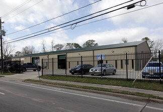 Plus de détails pour 4920 Pinemont Dr, Houston, TX - Industriel/Logistique à vendre