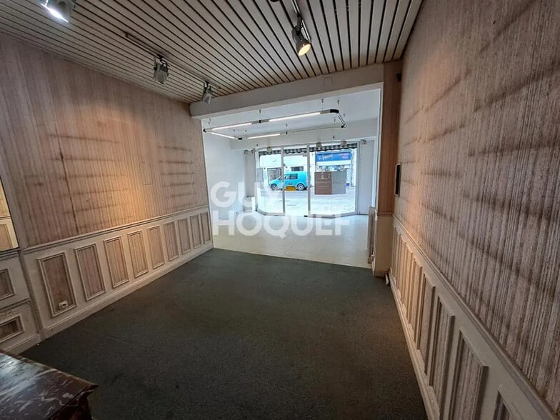 Local commercial dans Soissons à louer - Photo de l’immeuble – Image 3 sur 9