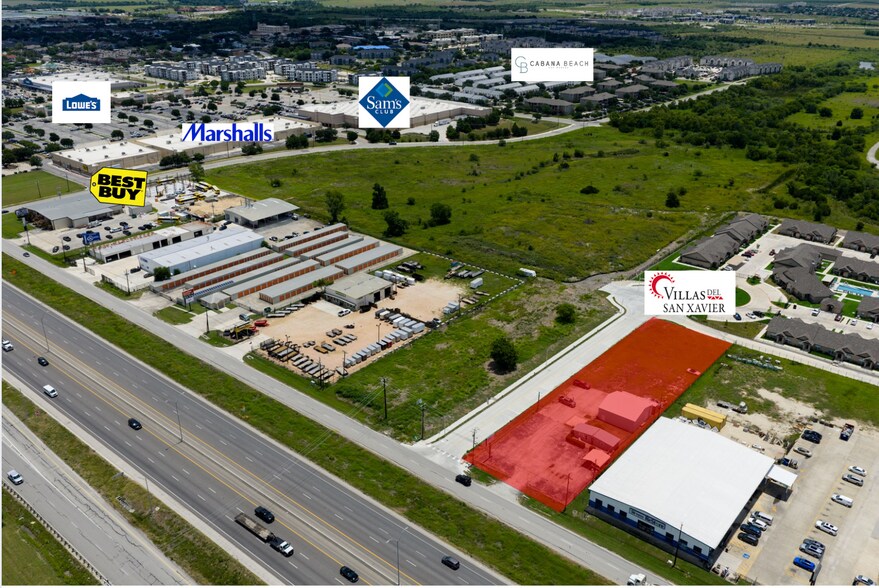 2517 S Interstate 35, San Marcos, TX à vendre - Photo de l’immeuble – Image 1 sur 28