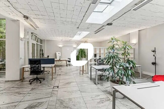 Plus de détails pour Bureau à louer