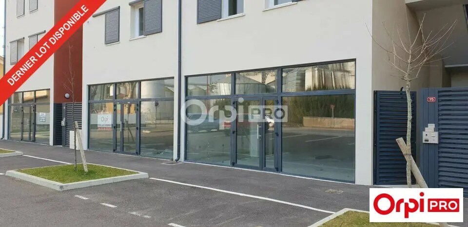 Local commercial dans Romans-sur-Isère à louer - Photo de l’immeuble – Image 1 sur 6