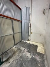 233 E Harris Ave, South San Francisco, CA à louer Photo intérieure– Image 1 sur 5