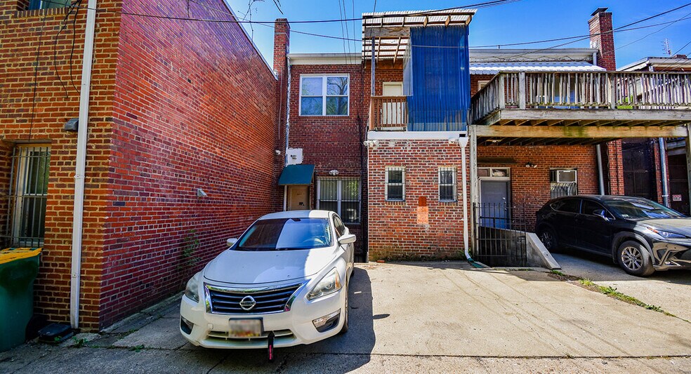 7325 Georgia Ave NW, Washington, DC à vendre - Photo de l’immeuble – Image 2 sur 7
