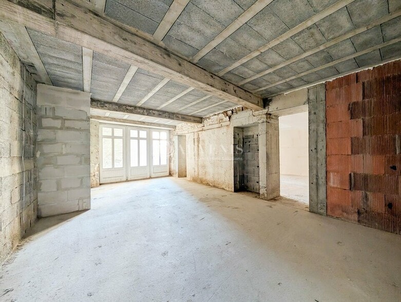 Local commercial dans Dinan à vendre - Photo intérieure – Image 3 sur 9