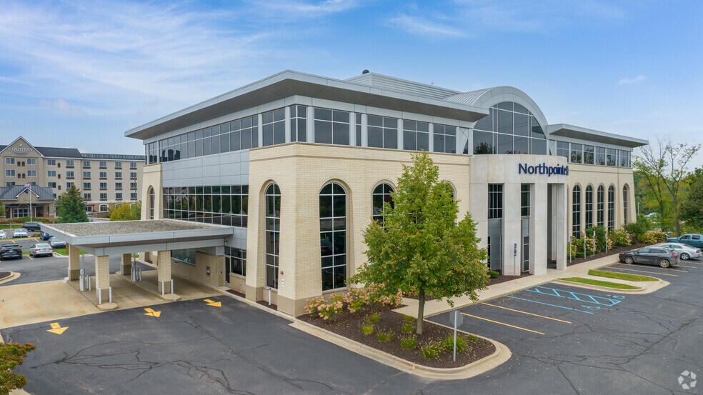 3333 NE Deposit Dr, Grand Rapids, MI à louer - Photo principale – Image 1 sur 11