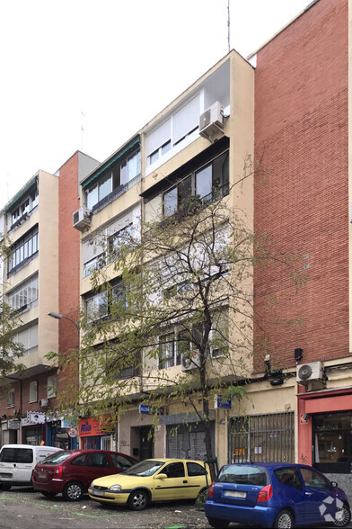 Calle de Ponferrada, 22, Madrid, Madrid à louer - Photo de l’immeuble – Image 2 sur 2