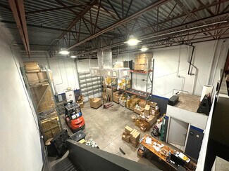 Plus de détails pour 571 NW Mercantile Pl, Port Saint Lucie, FL - Local d’activités à vendre
