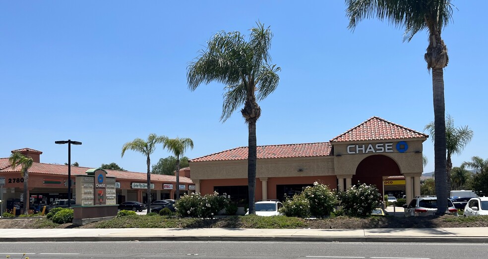 2780-2790 Tapo Canyon Rd, Simi Valley, CA à louer - Photo de l’immeuble – Image 1 sur 6