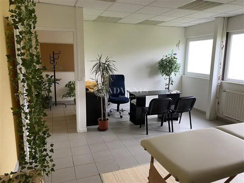Bureau dans Maxéville à louer - Photo de l’immeuble – Image 3 sur 6