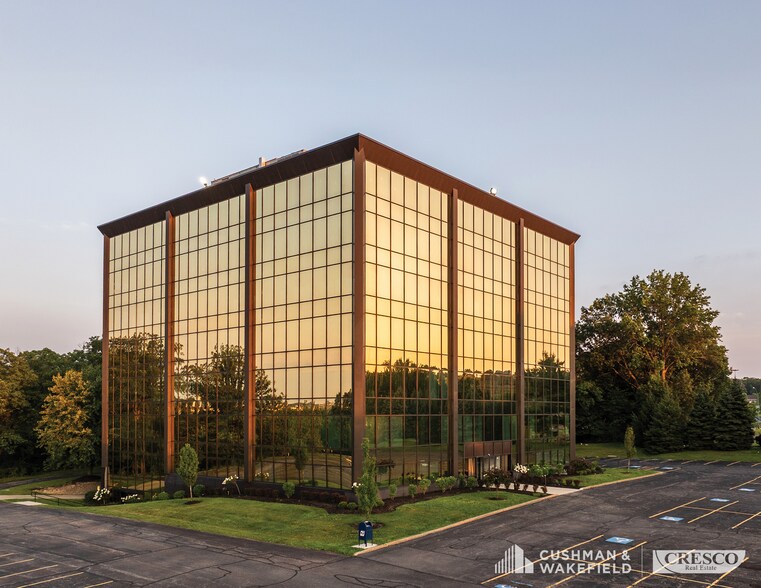 4807 Rockside Rd, Independence, OH à louer - Photo de l’immeuble – Image 1 sur 11