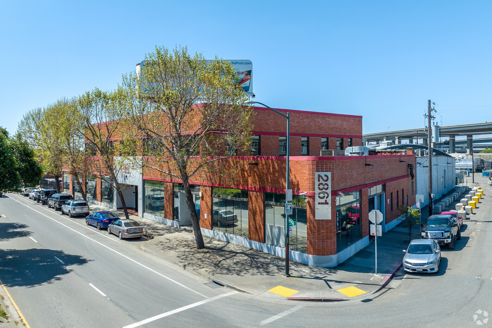 2801-2863 Mandela Pky, Oakland, CA à louer Photo de l’immeuble– Image 1 sur 19