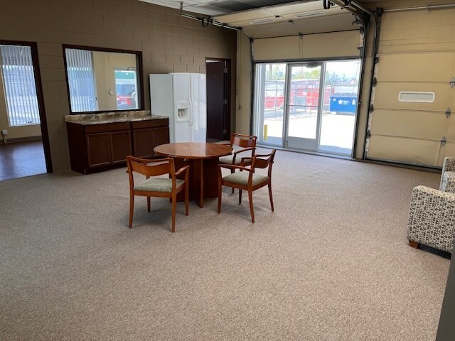 3705 E 40th Ave, Denver, CO à louer - Photo de l’immeuble – Image 3 sur 17