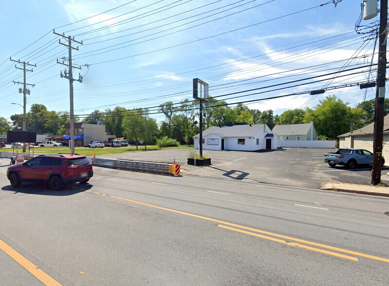 8112-8120 Fort Smallwood Rd, Baltimore, MD à vendre - Photo de l’immeuble – Image 3 sur 5