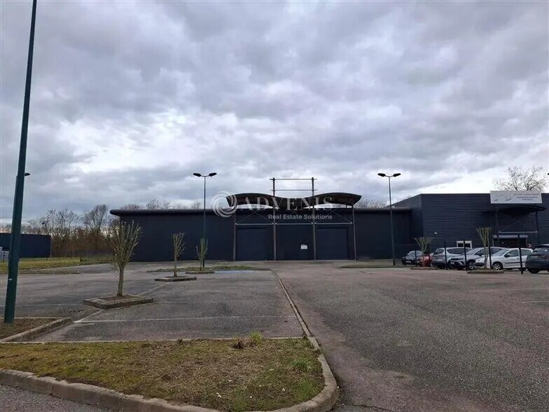 Local d'activités dans Dombasle-sur-Meurthe à vendre - Photo de l’immeuble – Image 3 sur 9