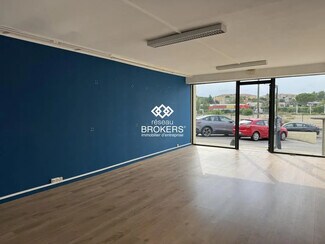 Plus de détails pour Local commercial à louer