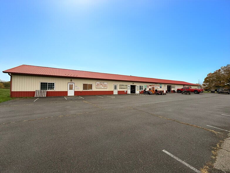 555 Cortland Rd, Groton, NY à vendre - Photo principale – Image 1 sur 8