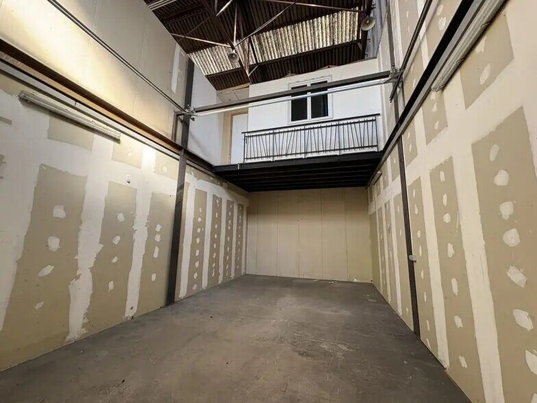 Local d’activités dans Feyzin à louer - Photo intérieure – Image 3 sur 8