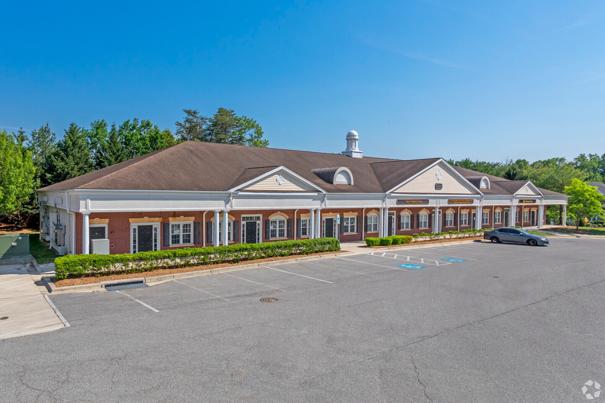 14203 Park Center Dr, Laurel, MD à louer Photo principale– Image 1 sur 5