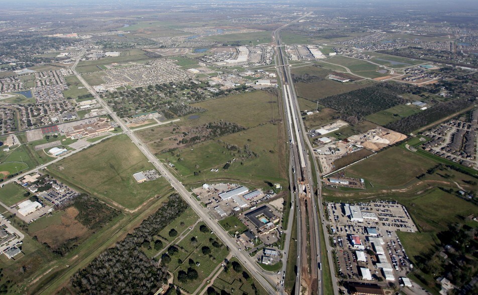 Highway 59 & FM 2218, Rosenberg, TX à vendre - Photo de l’immeuble – Image 3 sur 6