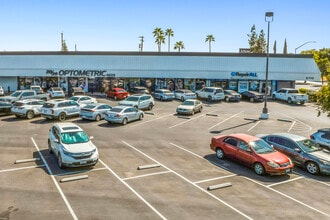 5130 N Blackstone Ave, Fresno, CA à louer Photo intérieure– Image 1 sur 2