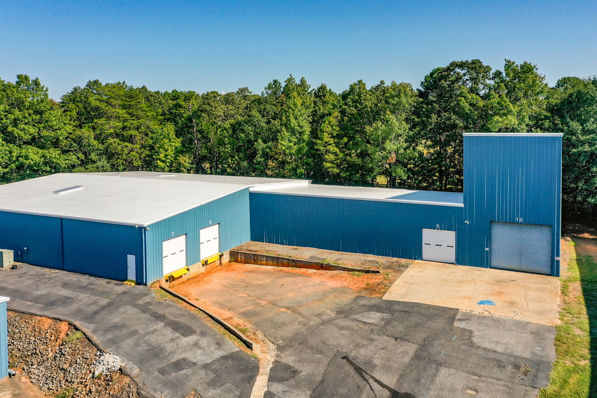 144 Industrial Dr, Forest City, NC à louer Photo intérieure– Image 1 sur 27