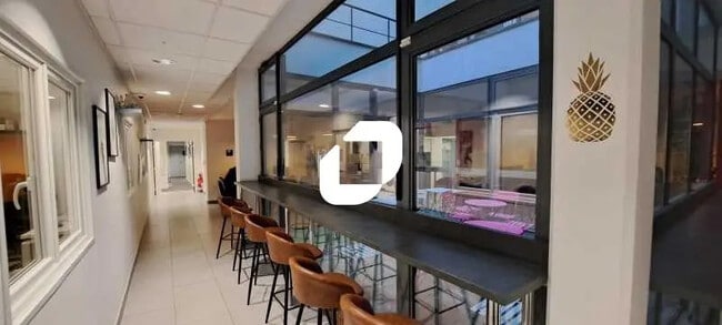 Plus de détails pour Bureau à louer