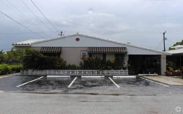 1301 NE 16th Ter, Fort Lauderdale, FL à vendre - Photo principale – Image 1 sur 2