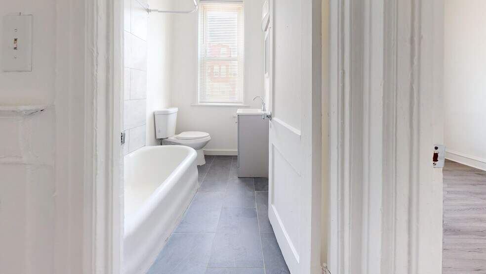 222 W Chew Ave, Philadelphia, PA à vendre - Photo de l’immeuble – Image 3 sur 20