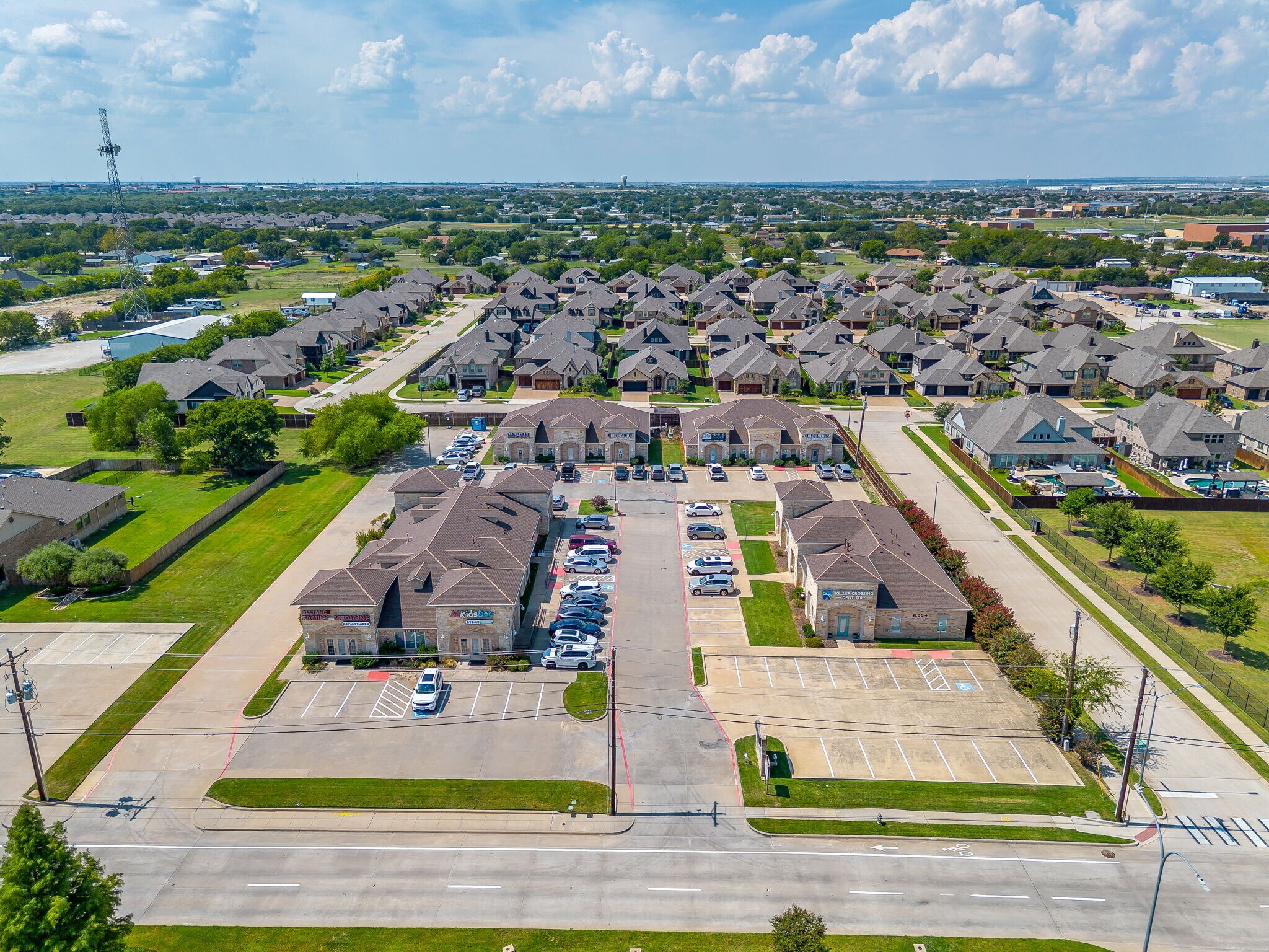 11751 Alta Vista Rd, Fort Worth, TX à louer Photo de l’immeuble– Image 1 sur 27