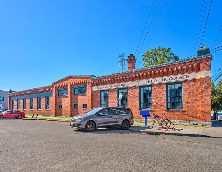 3400 Phinney Ave N, Seattle, WA à louer - Photo principale – Image 1 sur 5