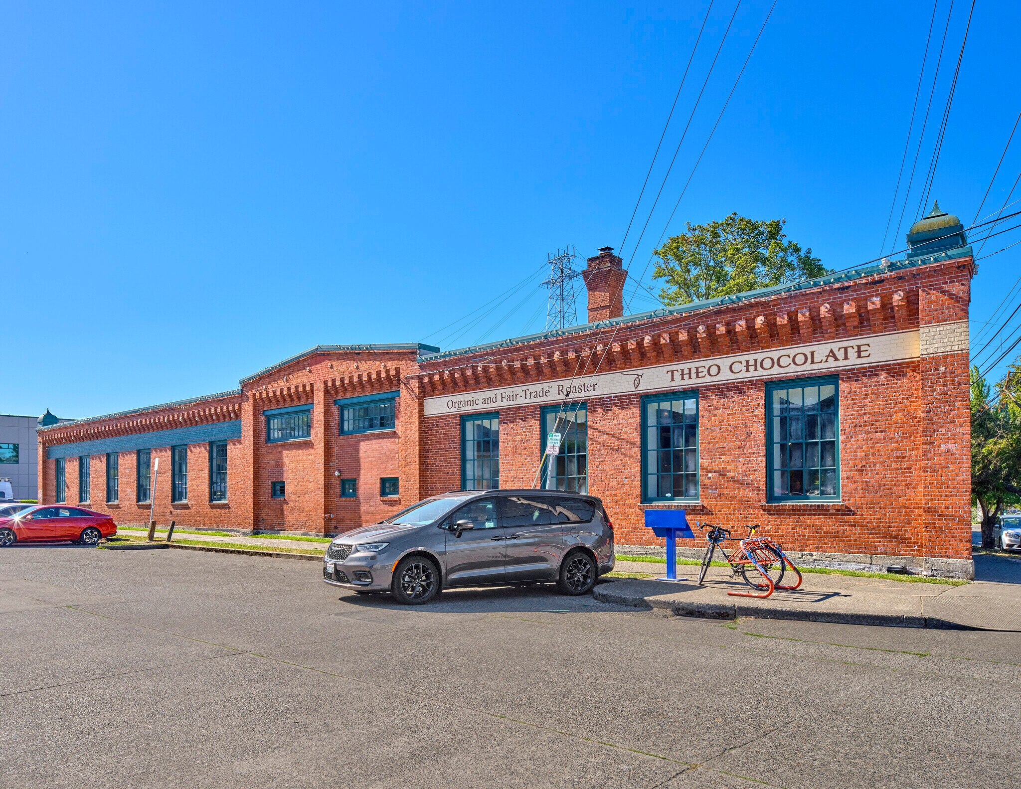 3400 Phinney Ave N, Seattle, WA à louer Photo de l’immeuble– Image 1 sur 6