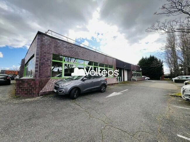 Plus de détails pour Bureau à louer